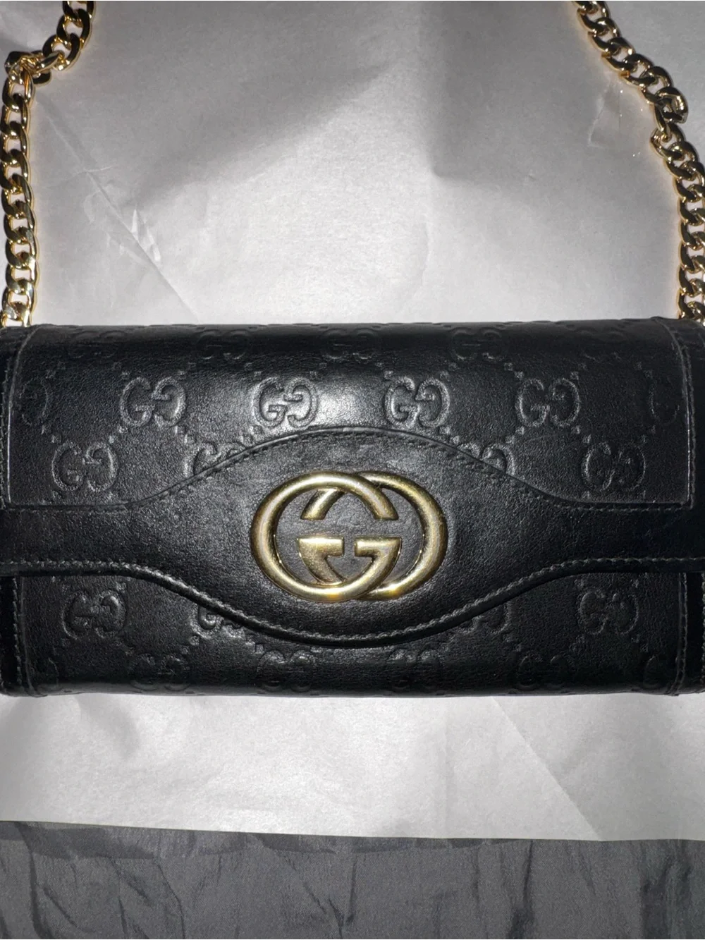 Gucci Black Quilted Leather Wallet on Gold Chain Strap - Picture 2 of 13